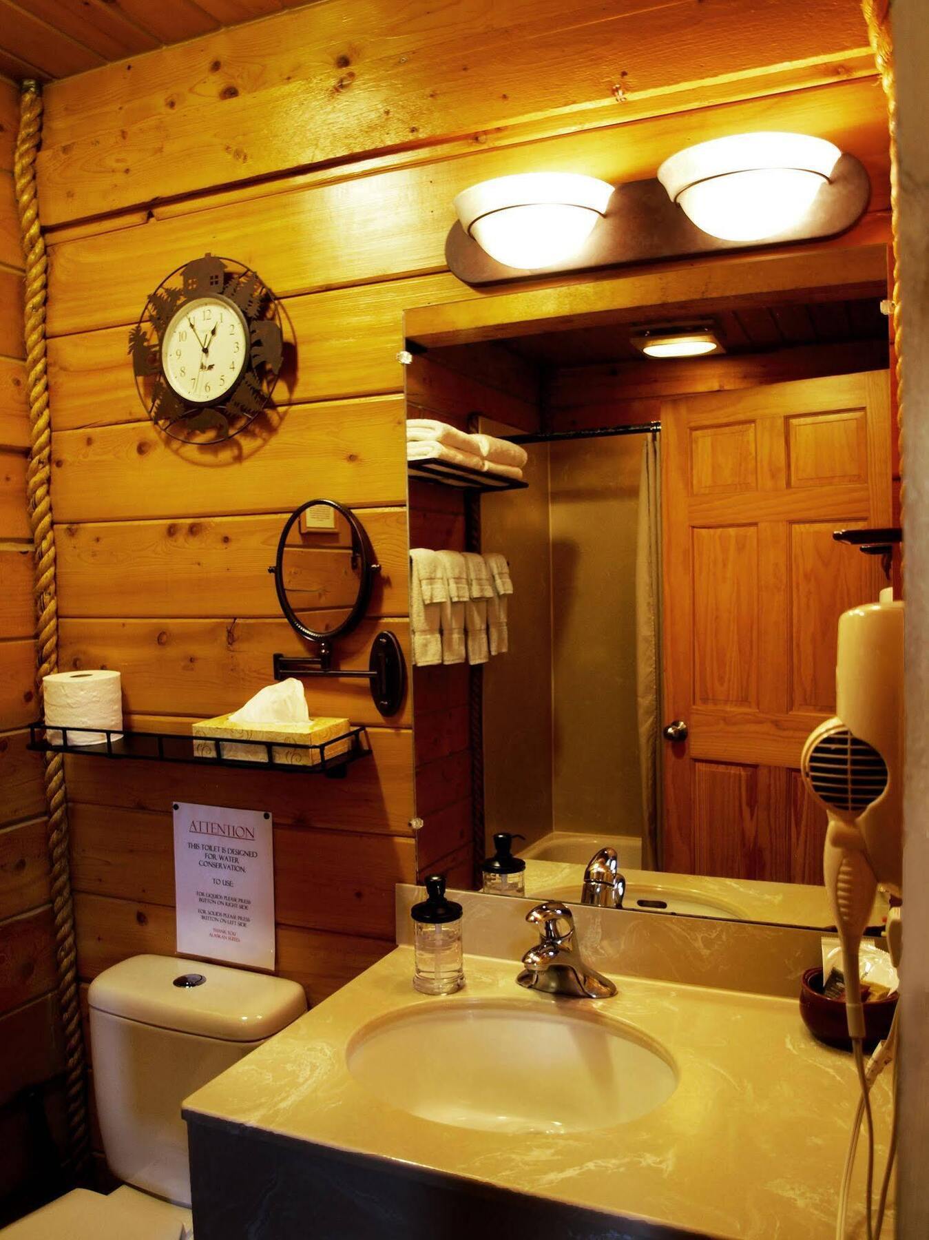 Alaskan Suites ホーマー エクステリア 写真